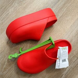 NWT Crocs Dylan Platform Clog, Mule Platform Shoes Starfish W7